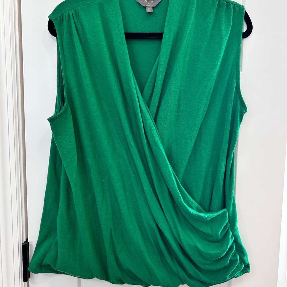 MIA Emerald Green Sleeveless Blouse